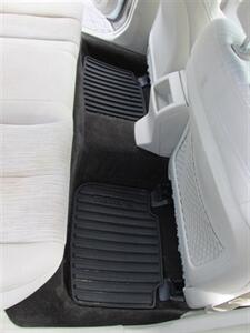 2013 Subaru Legacy 2.5i AWD - Photo 14 - Mishawaka, IN 46545