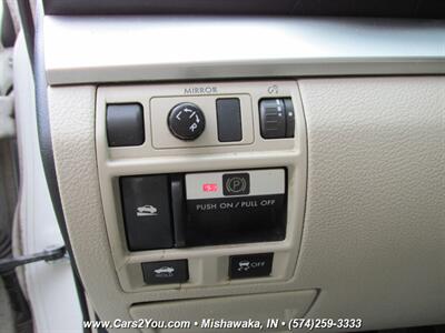 2013 Subaru Legacy 2.5i AWD - Photo 7 - Mishawaka, IN 46545