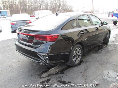 2021 Kia Forte FE   - Photo 7 - Mishawaka, IN 46545