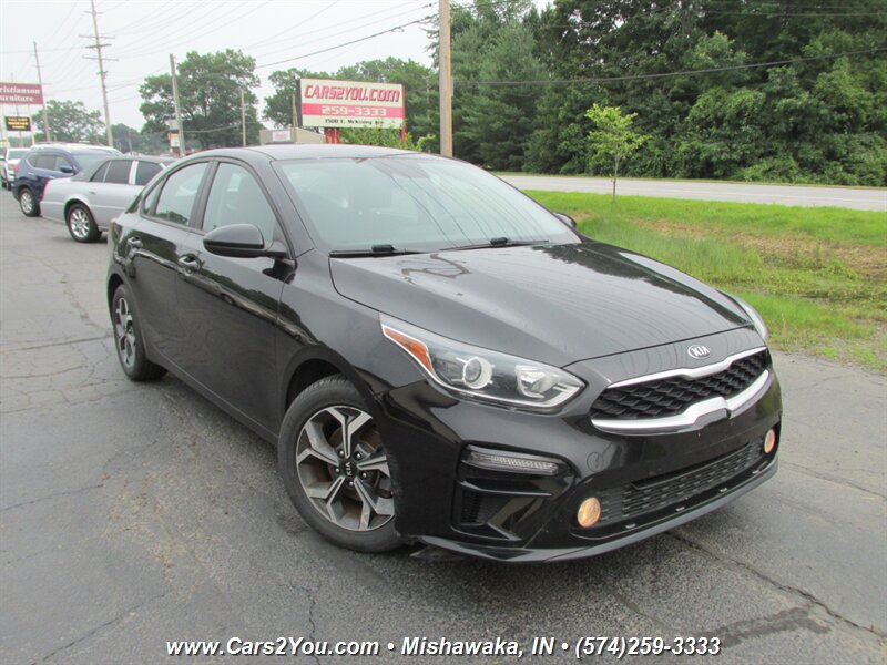 2021 Kia Forte FE   - Photo 1 - Mishawaka, IN 46545