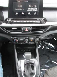 2021 Kia Forte FE   - Photo 24 - Mishawaka, IN 46545