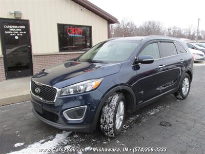 2017 Kia Sorento LX 4x4 - Photo 3 - Mishawaka, IN 46545