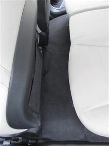 2017 Kia Sorento LX 4x4 - Photo 13 - Mishawaka, IN 46545