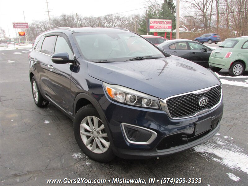 2017 Kia Sorento LX 4x4   - Photo 1 - Mishawaka, IN 46545