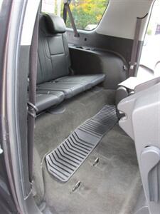 2016 Chevrolet Suburban LTZ 4x4 - Photo 26 - Mishawaka, IN 46545