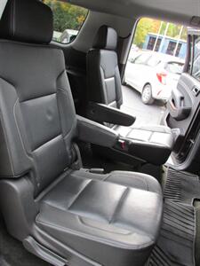 2016 Chevrolet Suburban LTZ 4x4 - Photo 27 - Mishawaka, IN 46545
