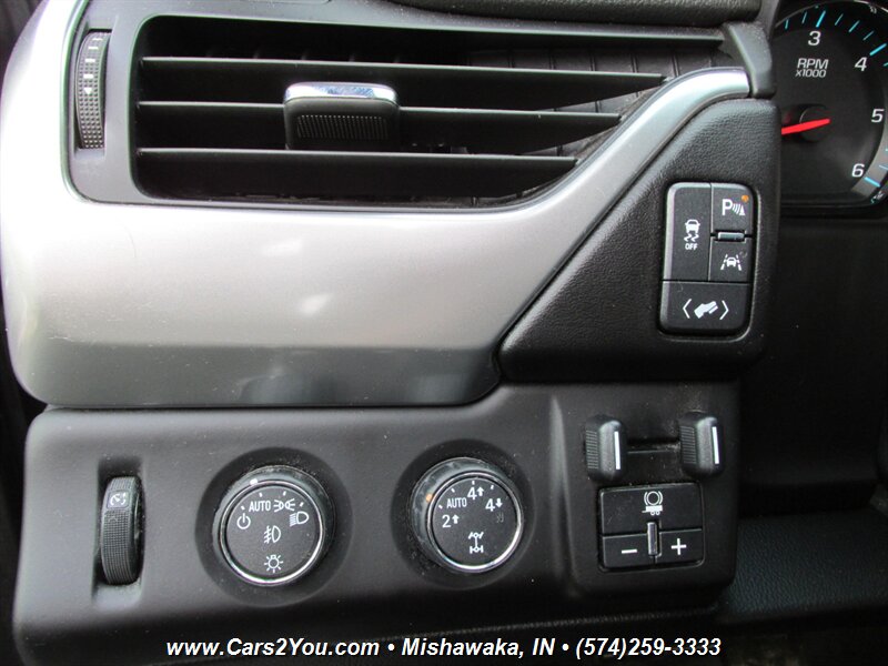 2016 Chevrolet Suburban LTZ 4x4 - Photo 32 - Mishawaka, IN 46545