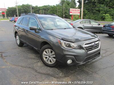 2018 Subaru Outback 2.5i Premium AWD   - Photo 8 - Mishawaka, IN 46545