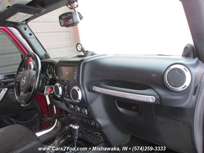 2013 Jeep Wrangler Unlimited Sahara 4x4 - Photo 20 - Mishawaka, IN 46545