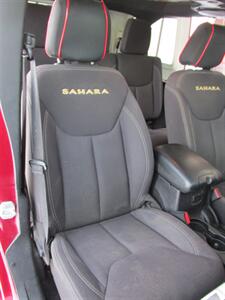 2013 Jeep Wrangler Unlimited Sahara 4x4 - Photo 19 - Mishawaka, IN 46545