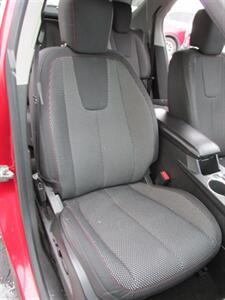 2014 Chevrolet Equinox LT 4x4 - Photo 14 - Mishawaka, IN 46545