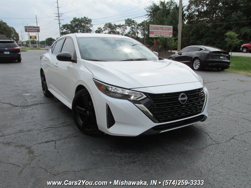 2024 Nissan Sentra SR   - Photo 1 - Mishawaka, IN 46545
