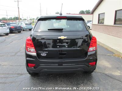 2018 Chevrolet Trax LS 4x4   - Photo 5 - Mishawaka, IN 46545