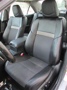 2012 Toyota Camry SE   - Photo 10 - Mishawaka, IN 46545
