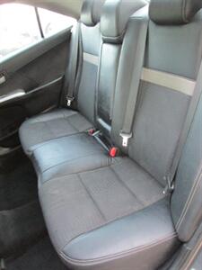 2012 Toyota Camry SE   - Photo 11 - Mishawaka, IN 46545