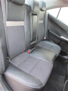 2012 Toyota Camry SE   - Photo 13 - Mishawaka, IN 46545
