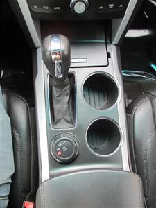 2013 Ford Explorer XLT 4x4   - Photo 32 - Mishawaka, IN 46545