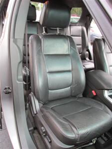 2013 Ford Explorer XLT 4x4   - Photo 19 - Mishawaka, IN 46545