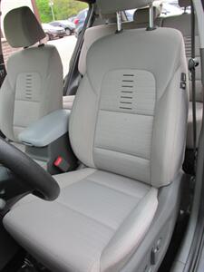 2019 Kia Sportage LX AWD   - Photo 9 - Mishawaka, IN 46545