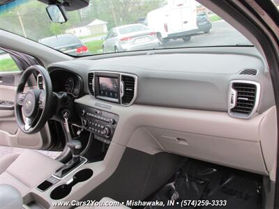 2019 Kia Sportage LX AWD   - Photo 18 - Mishawaka, IN 46545