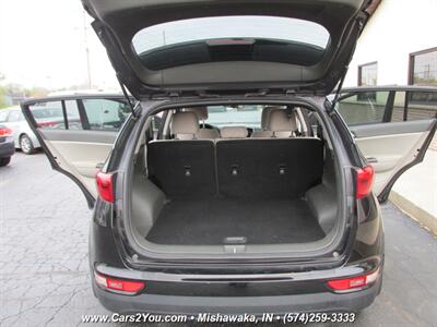 2019 Kia Sportage LX AWD   - Photo 13 - Mishawaka, IN 46545
