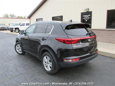 2019 Kia Sportage LX AWD   - Photo 4 - Mishawaka, IN 46545