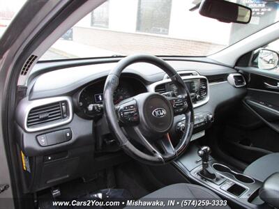 2016 Kia Sorento LX 4x4   - Photo 9 - Mishawaka, IN 46545