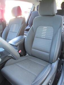 2020 Kia Sportage LX 4x4 - Photo 12 - Mishawaka, IN 46545