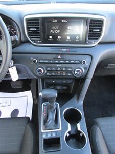 2020 Kia Sportage LX 4x4 - Photo 28 - Mishawaka, IN 46545