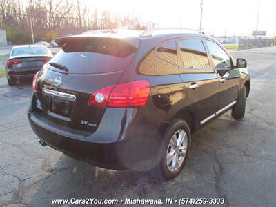 2013 Nissan Rogue SV AWD   - Photo 6 - Mishawaka, IN 46545