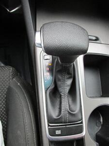2020 Kia Optima LX   - Photo 18 - Mishawaka, IN 46545