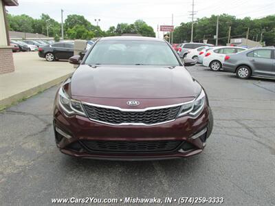2020 Kia Optima LX   - Photo 2 - Mishawaka, IN 46545