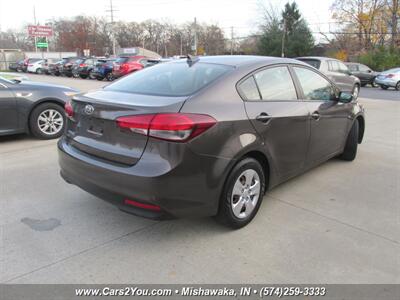 2018 Kia Forte LX   - Photo 5 - Mishawaka, IN 46545