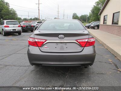 2015 Toyota Camry SE   - Photo 6 - Mishawaka, IN 46545