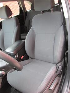 2017 Kia Sorento L   - Photo 11 - Mishawaka, IN 46545