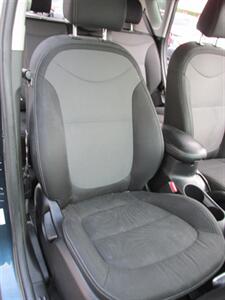 2017 Kia Soul +   - Photo 15 - Mishawaka, IN 46545