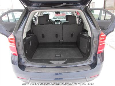2017 Chevrolet Equinox LS   - Photo 15 - Mishawaka, IN 46545