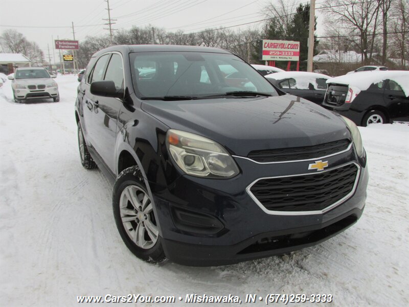 2017 Chevrolet Equinox LS   - Photo 1 - Mishawaka, IN 46545