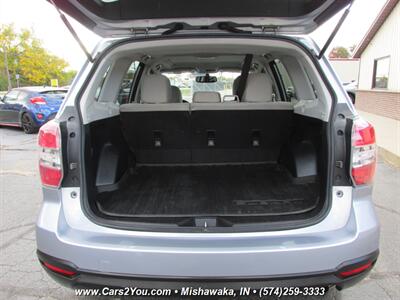 2016 Subaru Forester 2.5i Premium AWD   - Photo 15 - Mishawaka, IN 46545