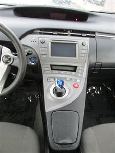 2014 Toyota Prius Hybrid Electric   - Photo 20 - Mishawaka, IN 46545