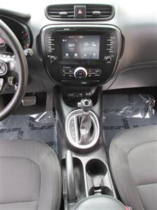 2019 Kia Soul + PLUS   - Photo 21 - Mishawaka, IN 46545