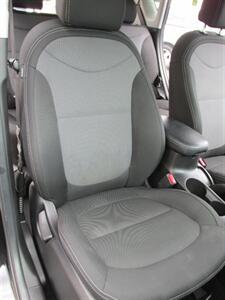2019 Kia Soul + PLUS   - Photo 14 - Mishawaka, IN 46545