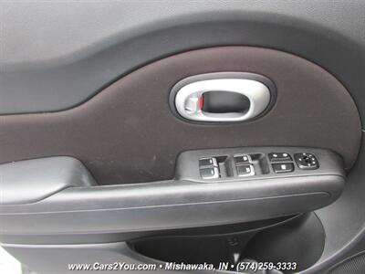 2019 Kia Soul + PLUS   - Photo 6 - Mishawaka, IN 46545