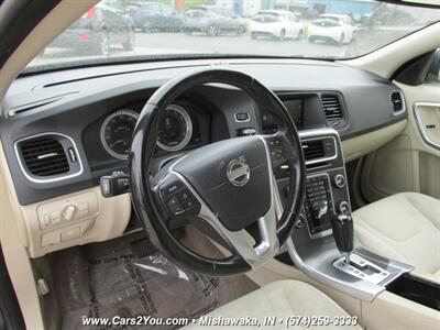 2012 Volvo S60 T5   - Photo 10 - Mishawaka, IN 46545