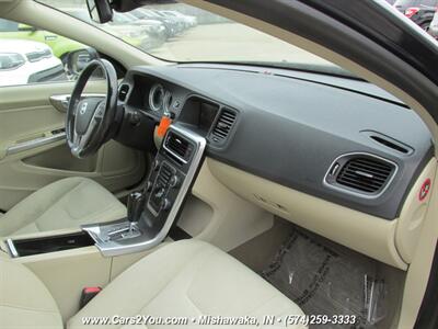 2012 Volvo S60 T5   - Photo 22 - Mishawaka, IN 46545