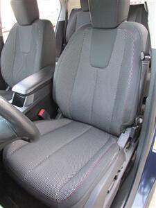 2016 Chevrolet Equinox LT   - Photo 11 - Mishawaka, IN 46545