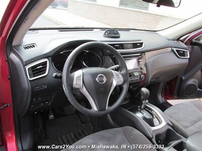 2016 Nissan Rogue S   - Photo 21 - Mishawaka, IN 46545