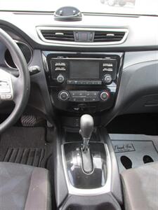 2016 Nissan Rogue S   - Photo 30 - Mishawaka, IN 46545