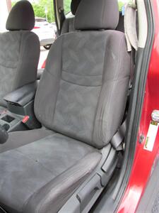 2016 Nissan Rogue S   - Photo 13 - Mishawaka, IN 46545