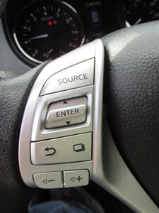 2016 Nissan Rogue S   - Photo 39 - Mishawaka, IN 46545